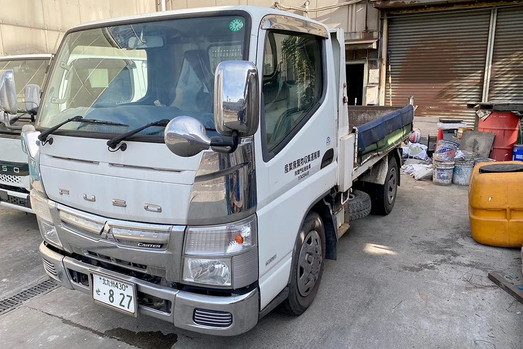 3ｔダンプ（三菱）